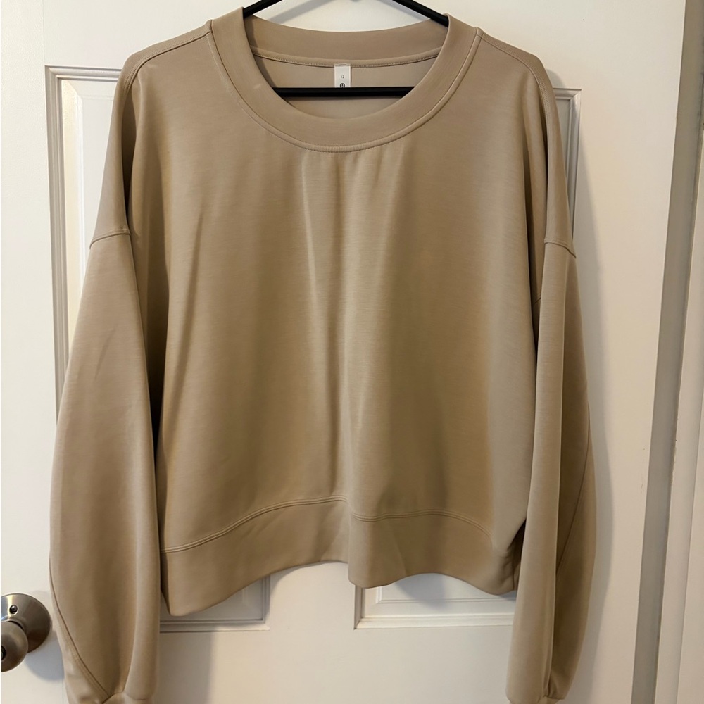 Lululemon Athletica Beige Crew Neck Sweatshirt